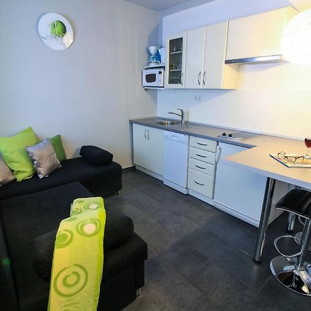Apartments Jadra - With Parking Primosten Exterior photo
